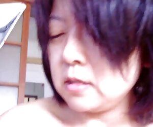Bir milf vajina okşadı alıyorum, aptal memnun anne kız porno etmek