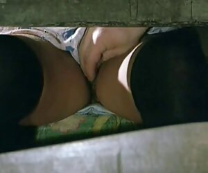 Güzel büyük göt cizgi porno bir penis ile cezalandırıldı