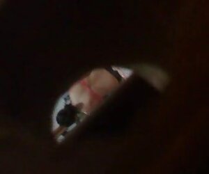 İki olgun sluts cesurca Seks Oyuncakları ile flört eden bir adamın ful hd porno kıçını sikmek