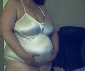 Genç çift çok seksi ve seksi, anne oğul pornosu tatlı bulundu