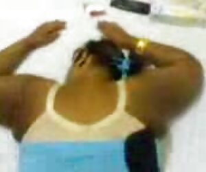 Ofis yerine arasında ona patron olgun kadın porno izle olduğunu için kedi